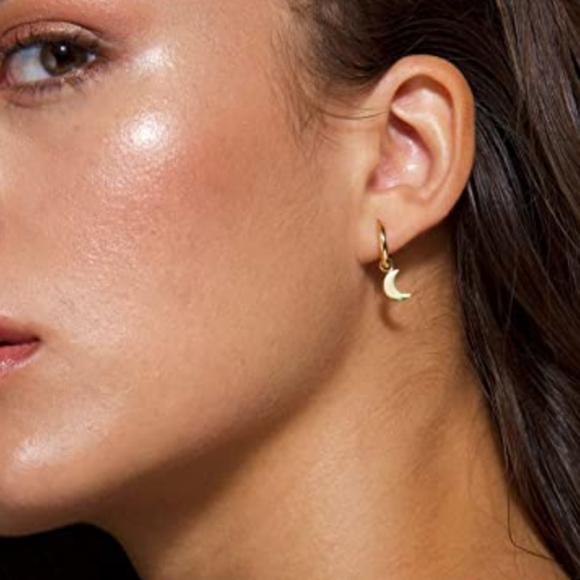 Little Crescent Moon Charm Mini Hoop Earrings Gold Flutter Design Charms New - Picture 2 of 4